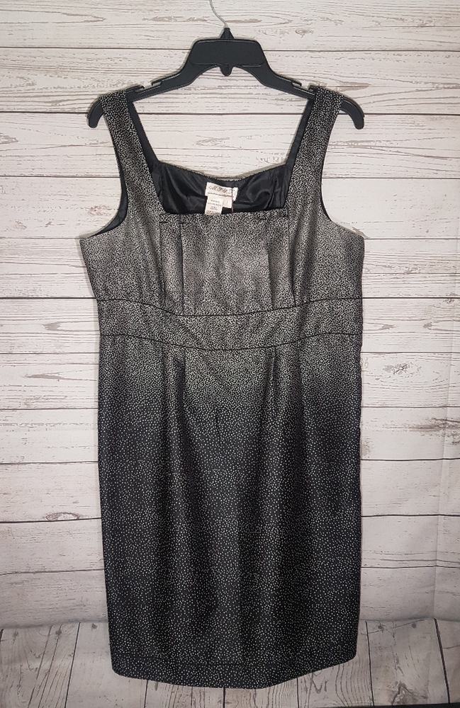 NWT Women's  Square Neck Sheath Dress Sz l